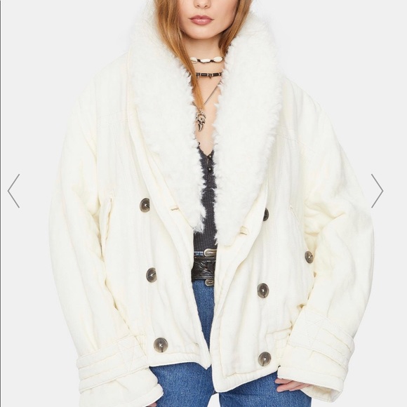 SOLD✨FREE PEOPLE Georgie Ivory Faux Fur Bomber Jacket - Picture 4 of 9